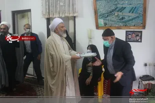 دیدار مسئول دفتر نمایندگی ولی فقیه در سپاه کربلا با خانواده شهدای روحانی در بهشهر