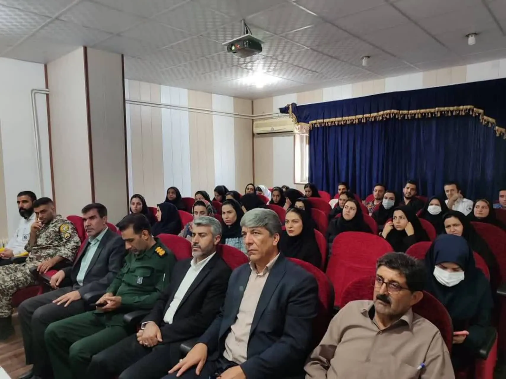 برگزاری کارگاه آموزش سواد رسانه ای توسط کانون بسیج جامعه پزشکی شهرستان ملکشاهی