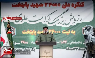 دلدادگان انقلاب اسلامی هر جا که تکلیف برایشان حادث شود، پای کار هستند