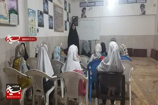 کلاس تقویتی ویژه دانش آموزان به همت بسیجیان در سرخه برگزار شد