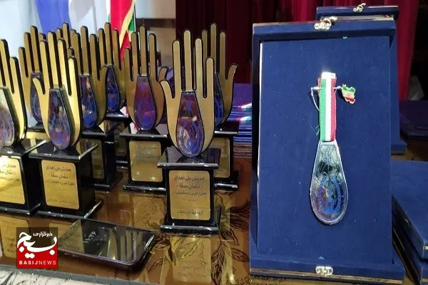 «نشان سقا» به خیرین و فرهنگ‌سازان عرصه آب اهدا شد/ فرهنگ‌سازی، تنها راه برون رفت از چالش و بحران آب در کشور است
