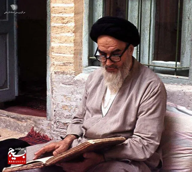 اعتماد دنیا به ایران از برکت امام عظیم‌الشأن است