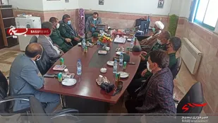 گفتمان مقاومت و راهبرد عاشورایی راه کنار زدن تمامی مشکلات کنونی است