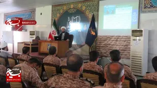 برگزاری نشست بصیرتی در جمع رزمندگان لشکر عملیاتی 17 امام علی بن ابی&zwnj;طالب (علیه&zwnj;السلام) قم