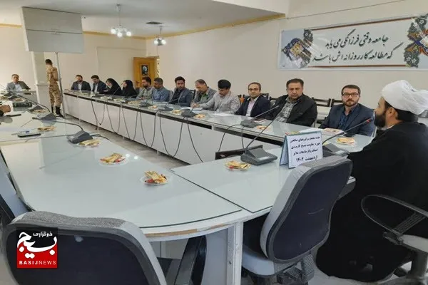 برگزاری نشست کتابخوان با موضوع «رشد توليد» در ملایر
