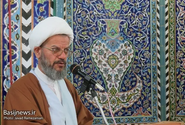 قدردانی امام جمعه دامغان از راه اندازی مرکز دوم واکسیناسیون کرونا توسط سپاه