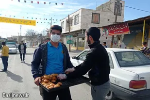 برپایی ایستگاه صلواتی به&zwnj;مناسبت نیمه شعبان در ملایر