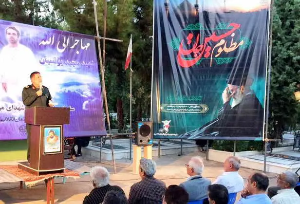 امروز عده ای بی بصیرت از سران فتنه دفاع می کنند/ولایت برای حفظ فرهنگ عاشورایی فرمان آتش به اختیار داد