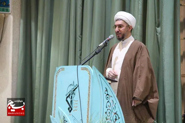 هستی سپاه و بسیج، ایمان و تقوای آن است/ آمادگی معنوی مقدم بر آمادگی نظامی در سپاه است