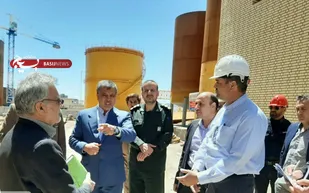 بازدید مسئولین شهرستان شاهرود از دو شرکت تولیدی