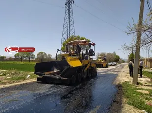 اجرای پروژه آسفالت جاده بین مزارع&nbsp; توسط بسیج سازندگی گلپایگان