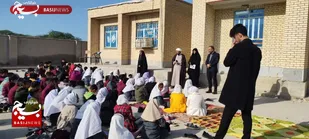 گرامیداشت یاد شهدای کودک ونوجوان کرمان در مدرسه شهید عباسپور روستای جزیره شمالی + گزارش تصویری