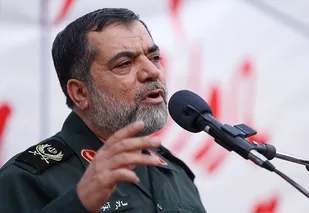 اعتماد به فتنه&zwnj;گران، خیانت به خون شهداست