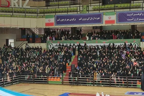 دشمن با پیشرفت و علم و دانش ایران قوی مخالف است