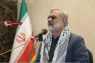 عشق به شهادت در وجود حاج قاسم موج می زد/جانفشانی شهدا امنیت را برای ما به ارمغان آورد