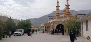 برپایی ایستگاه صلواتی در جوار امامزاده شهپیر بخش قارون به مناسبت اربعین حسینی
