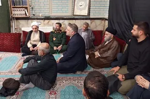 مراسم سومین روز شهادت شهید امنیت محمد رضا طالبی با حضور مسئولین و بسیجیان در مسجد خرقانی برگزار شد