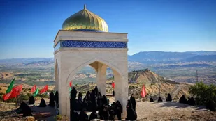 اعزام ۴۰ نوجوان خندابی به مناطق عملیاتی غرب کشور