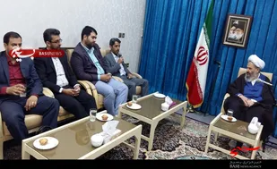 رمز موفقيت انقلاب و ملت ايران در تبعيت از رهبري است