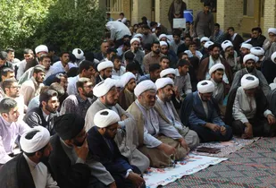 اعتراض طلاب به برگزاری کنسرتهای مبتذل