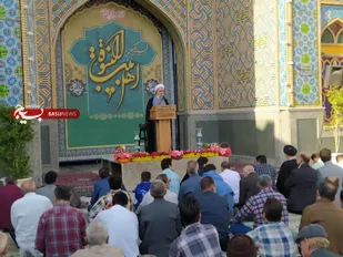 نماز عید سعید فطر درآستان مقدس محمد هلال بن علی (ع)برگزار شد .