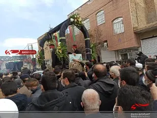 تشییع پیکر شهید گمنام در قم