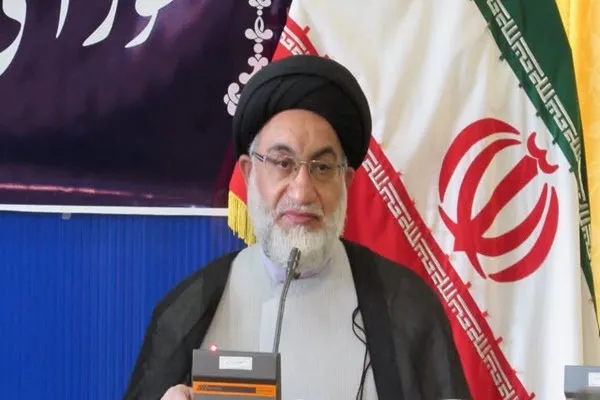 استاندار گروهی را مأمور رسیدگی به مشکلات و کمبودهای چنارسفلی کند