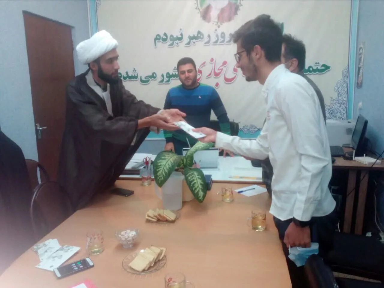 نشست شورای فضای مجازی محله اسلامی مهدیه شاهرود
