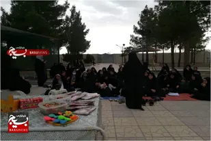 جشن روز دختر به همت بسیجیان در پارک بانوان سرخه برگزار شد