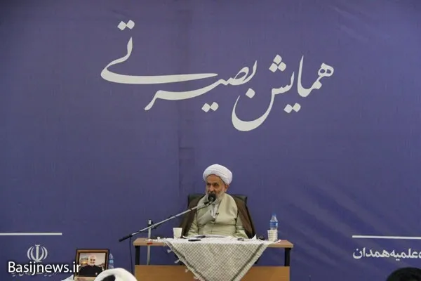 نقش روحانیون در تبیین حقایق و بیان مطالب بسیار مهم است
