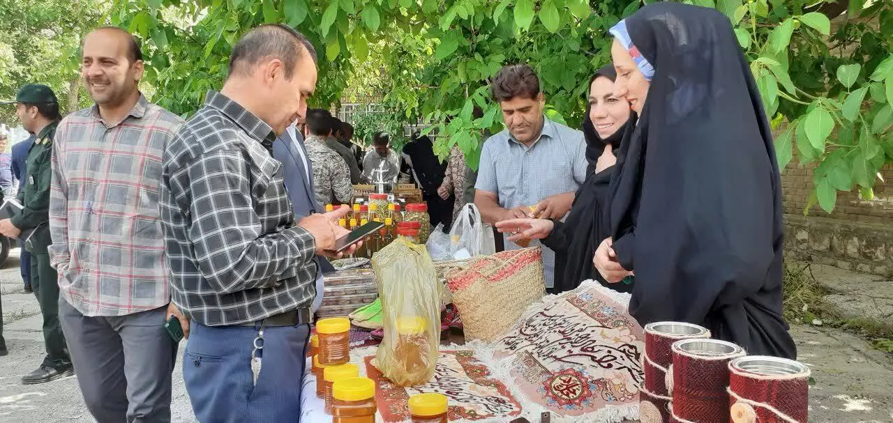 برگزاری نمایشگاه صنایع دستی در دالاهو