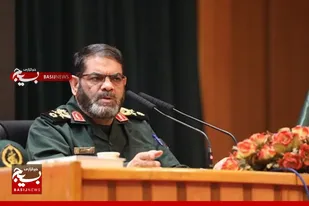 بسیجیان برای محرومیت&zwnj;زدایی از ۱۵ استان کشور جهاد می&zwnj;کنند/&nbsp;ملت بزرگ ایران دشمن را به لبه پرتگاه رسانده است