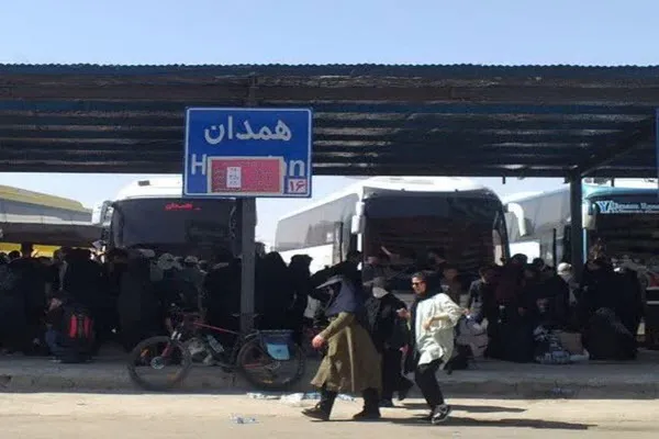 انتقال ۳ هزار زائر از پایانه مرزی مهران به استان همدان