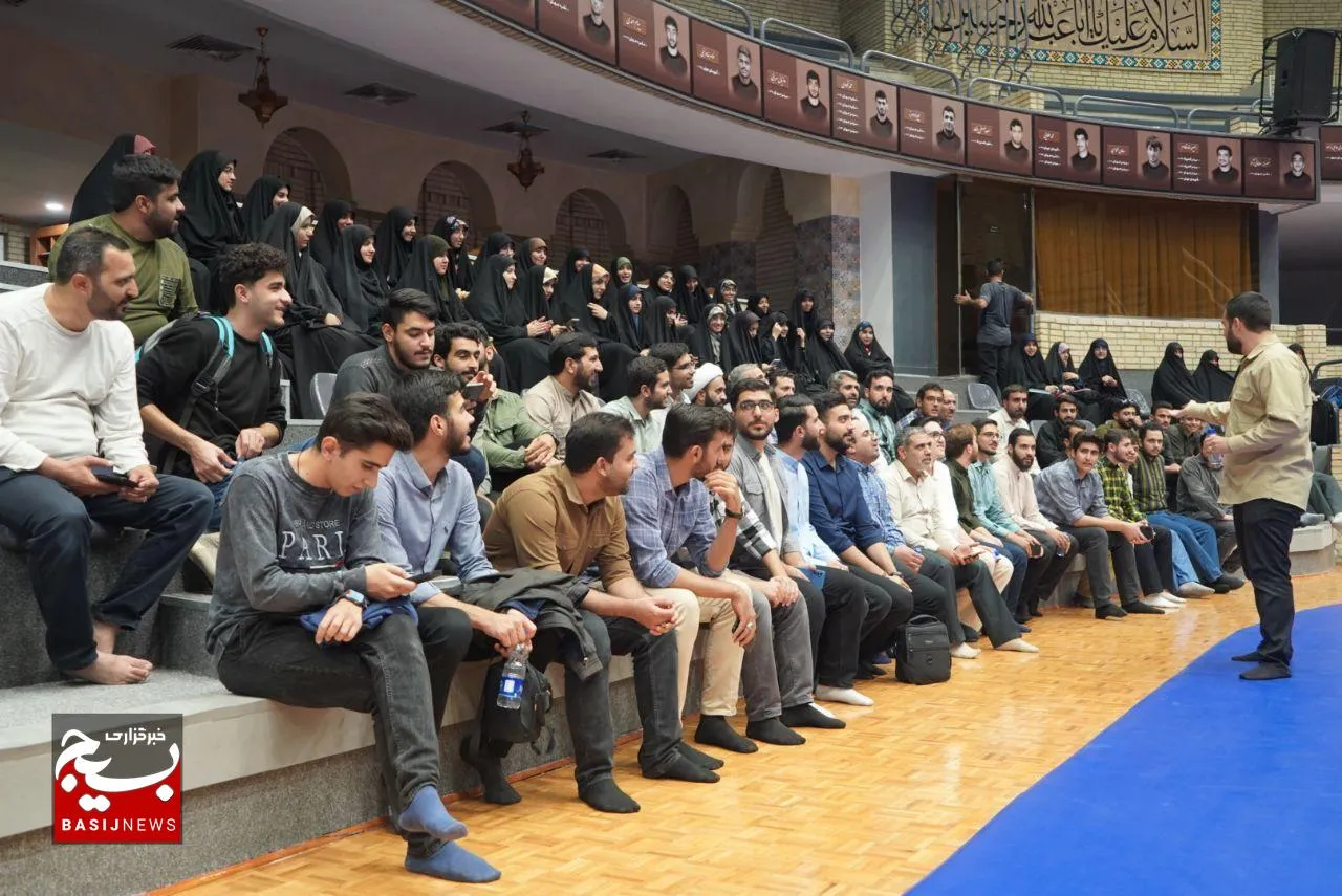 دیدار مسئولان بسیج دانشجویی دانشگاه‌های قم با رئیس فدراسیون کشتی کشور