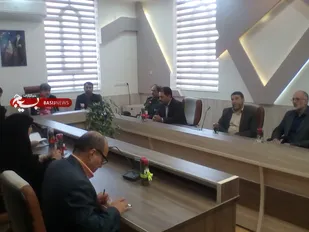 تجلیل دانش آموزان از مقام معلم در شاهرود