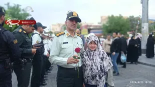 قدردانی بانوان ساوجی از زحمات نیروی انتظامی در اجرای طرح &laquo;نور&raquo;