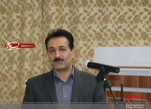 هرکس که در این جامعه احساس مسئولیت کند بسیجی است