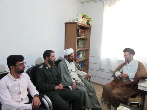 دیدار فرمانده سپاه شازند با امام جمعه جدید شهرستان شازند