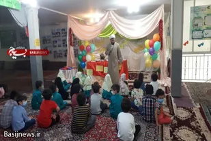برگزاری جشن دهه کرامت در مهد قرآنی و پیش دبستانی ریحانه همدان