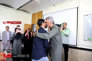 دیداری از جنس ایثار و افتخار