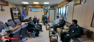 دیدار فرمانده سپاه خمینی شهر با فرمانده لشکر زرهی۸ نجف اشرف