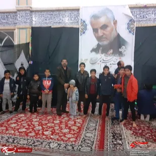 مراسم بزرگداشت سردار رشید اسلام حاج قاسم سلیمانی در روستای دزج دهاقان برگزار شد + تصاویر