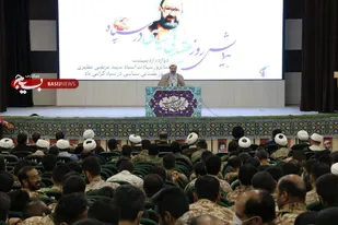 فیلم / برگزاری همایش هفته عقیدتی سیاسی در سپاه و گرامیداشت سالگرد شهادت استاد شهید مرتضی مطهری(ره)