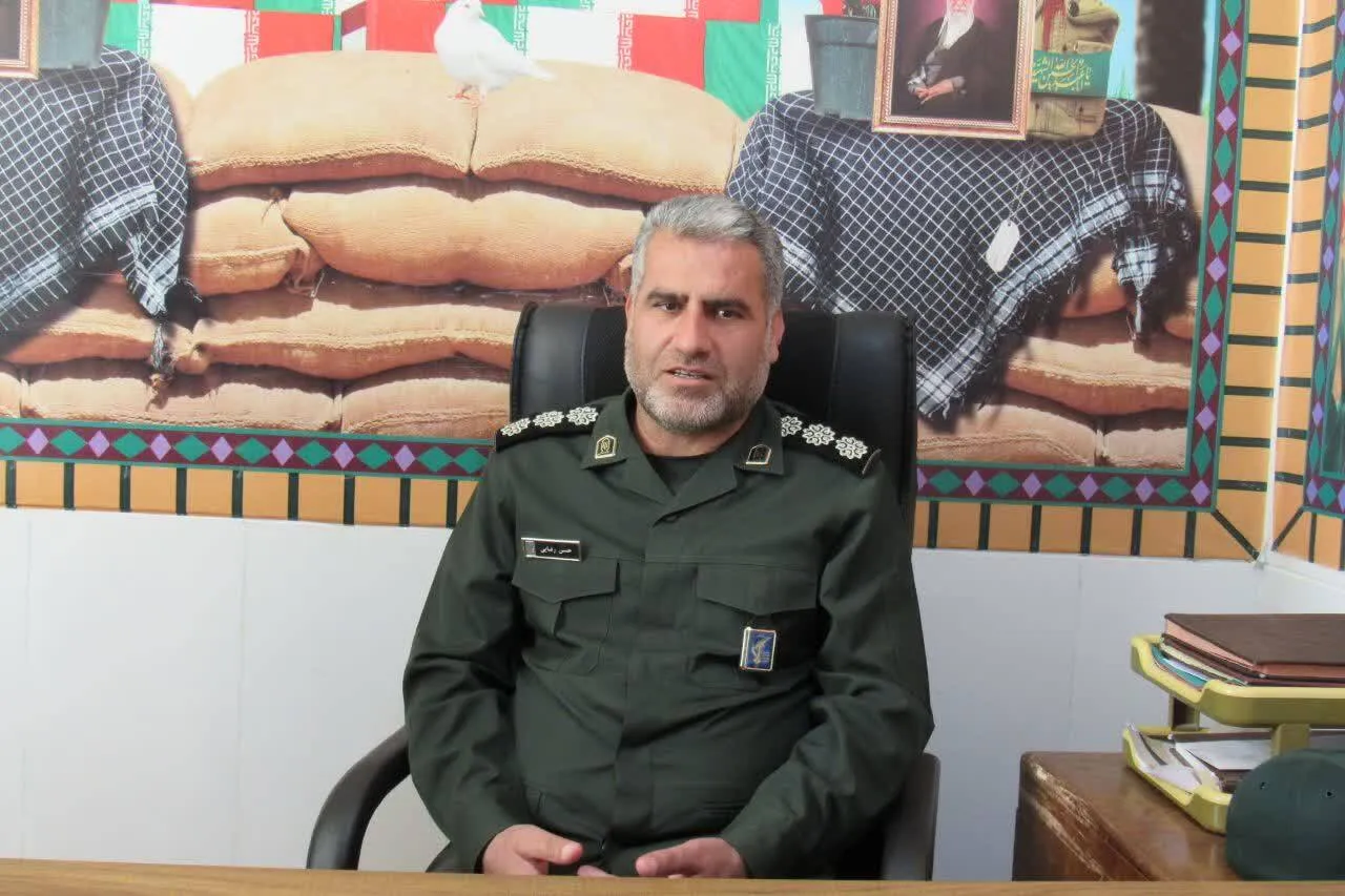 کمک های مومنانه ناحیه مقاومت بسیج عشایری استان کهگیلویه وبویراحمد/ از توزیع ۱۰۰ بسته معیشتی تا جهیزیه و نوشت افزار + ( تصاویر)