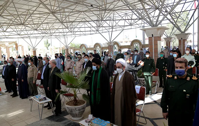 آئین مهمانی لاله ها و عطرافشانی مزار مطهر شهدا در صالح آباد برگزار شد