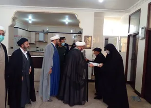 دیدار مسئولان سپاه ناحیه آبدانان با خانواده شهدای روحانی