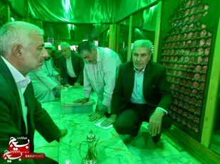 آیین غبار روبی و عطر افشانی امامزادگان شهرکرد