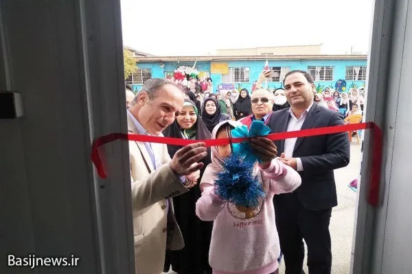 افتتاح کتابخانه ۶۰۰ جلدی در یکی از مدارس اسدآباد