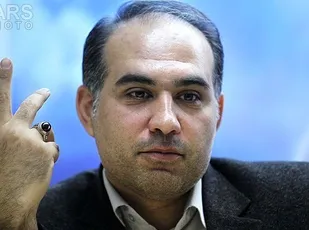 آینده روشنی برای فیلم سازان ارزشی وجود ندارد/ بودجه "افق" و "اوج" صرف تولیدات ضعیف می شود/ فقط با تیم خودشان کار می&lrm;کنند