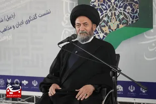 موضع گیری&zwnj;های پاپ ضربه بسیار مهلکی بر جایگاه ترامپ در آمریکا وارد کرد